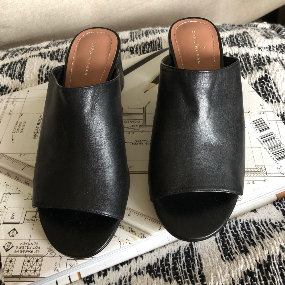 NWT zara mule